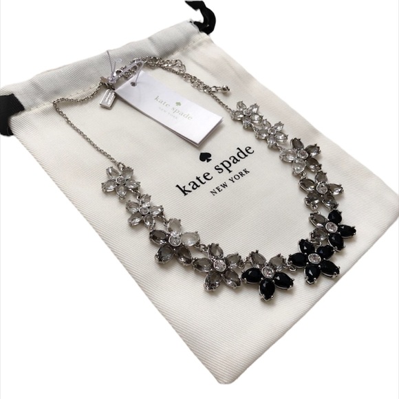 kate spade Jewelry - NWT Kate Spade ombré flower necklace
